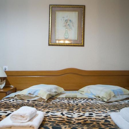 Avgi Daire Káto Loutrákion Dış mekan fotoğraf
